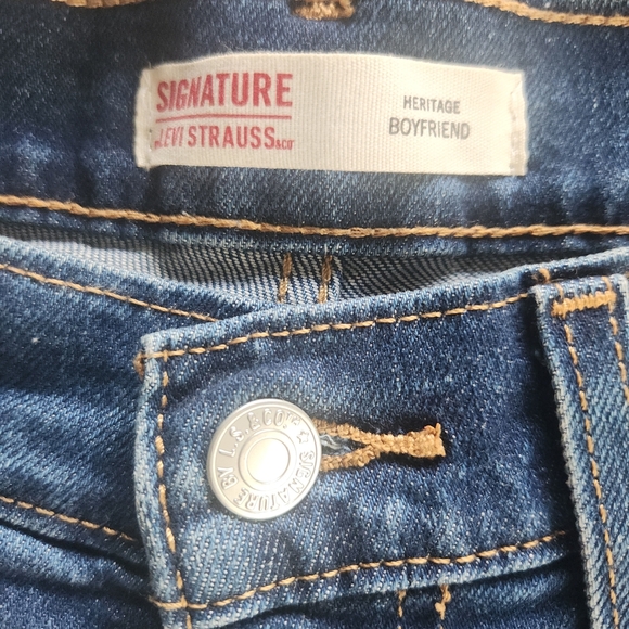 74 Signature Levi Strauss Heritage Boyfriend women's cropped  jeans size W27 - Picture 4 of 6